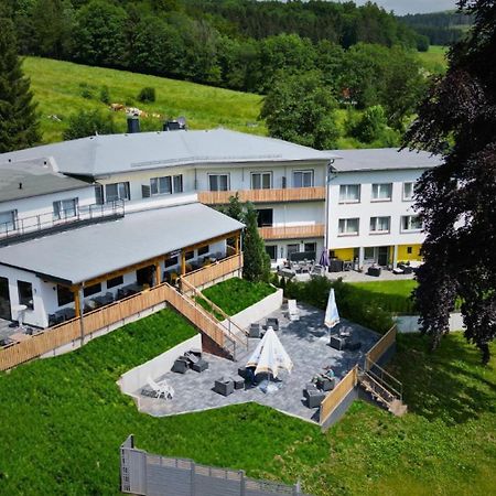 Hotel Berghof Wasserkuppe & Gaestehaus Fuldaquelle Gersfeld Extérieur photo