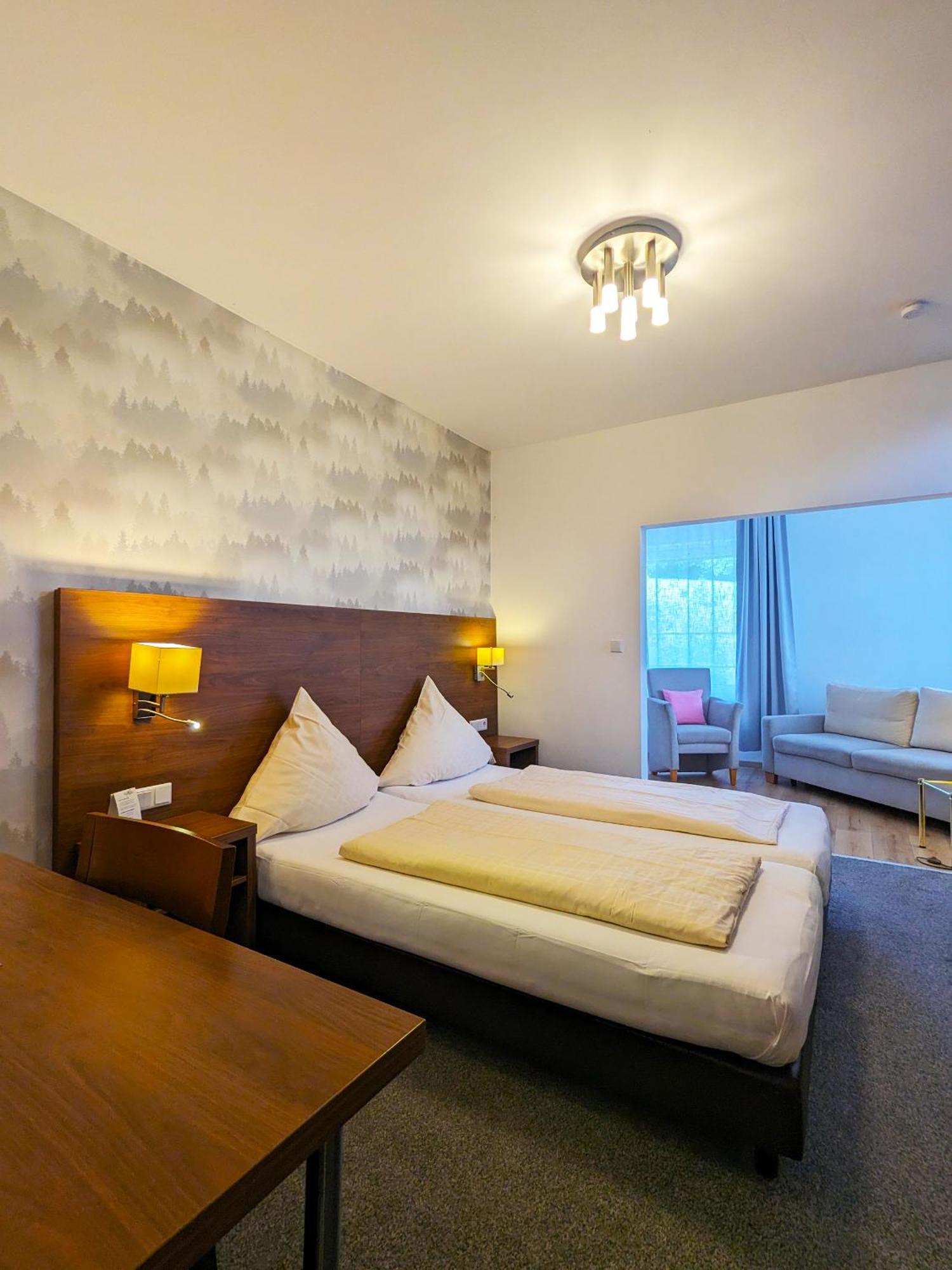 Hotel Berghof Wasserkuppe & Gaestehaus Fuldaquelle Gersfeld Chambre photo