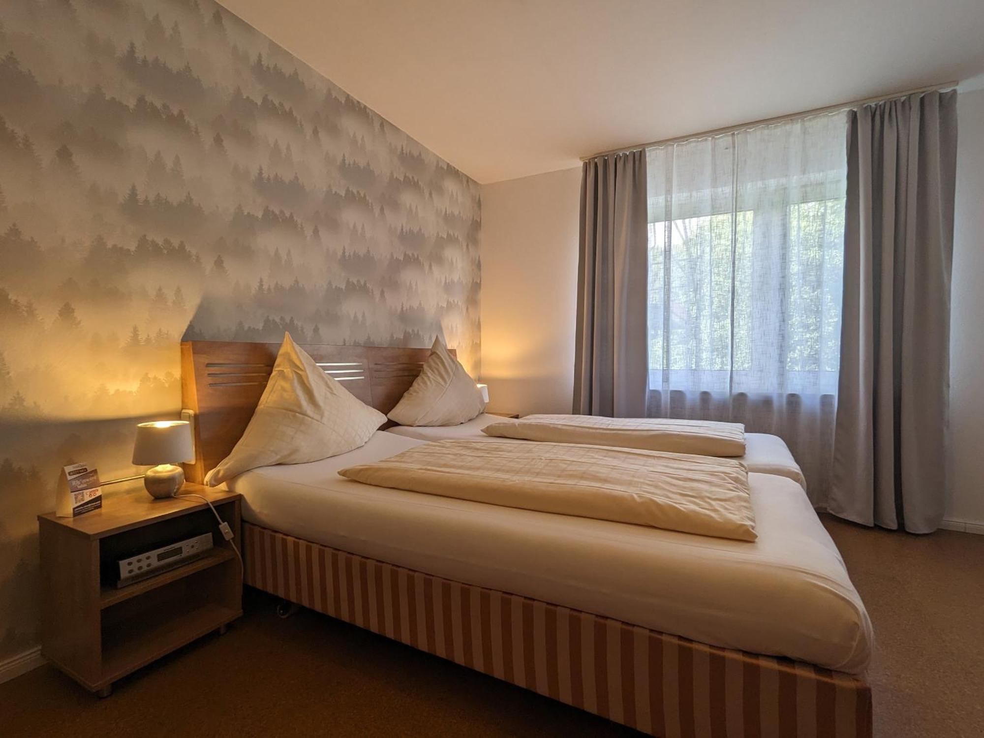 Hotel Berghof Wasserkuppe & Gaestehaus Fuldaquelle Gersfeld Chambre photo