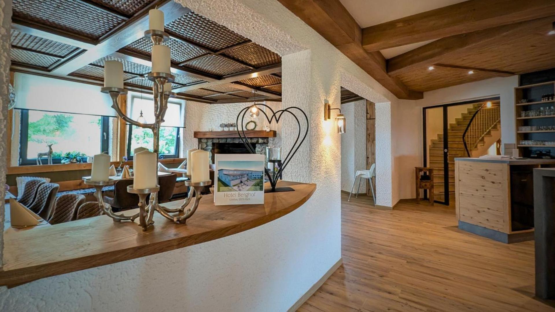 Hotel Berghof Wasserkuppe & Gaestehaus Fuldaquelle Gersfeld Extérieur photo