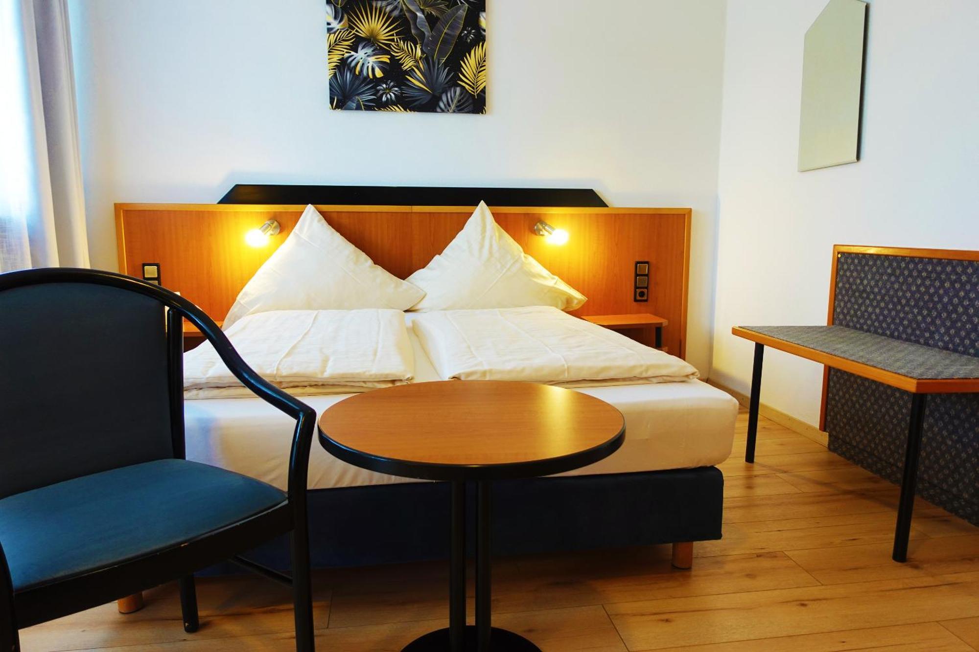 Hotel Berghof Wasserkuppe & Gaestehaus Fuldaquelle Gersfeld Extérieur photo