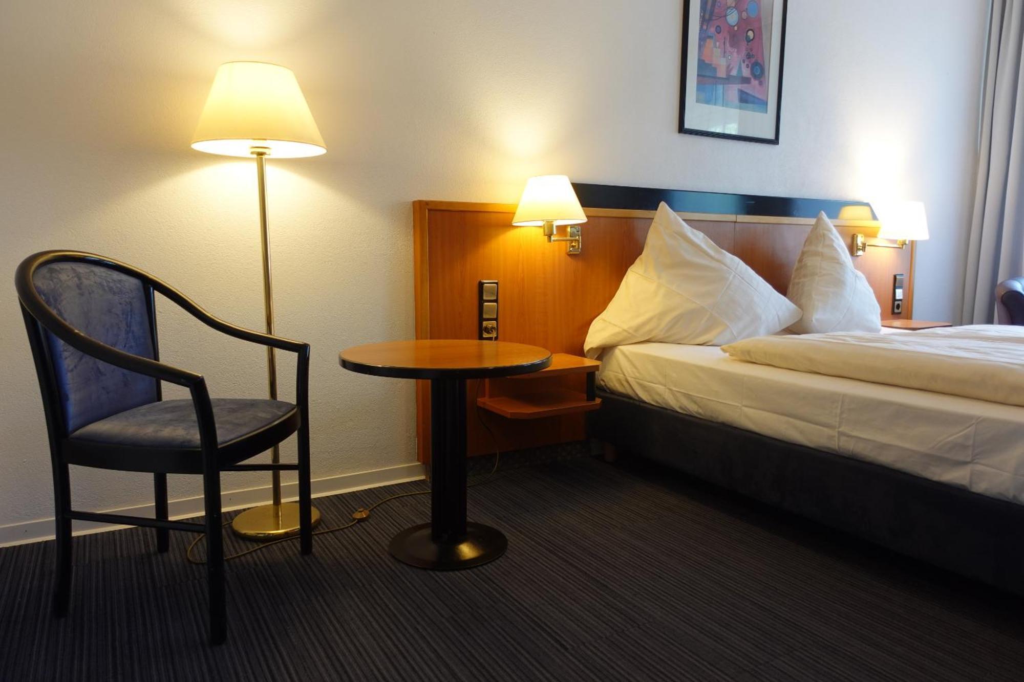 Hotel Berghof Wasserkuppe & Gaestehaus Fuldaquelle Gersfeld Chambre photo