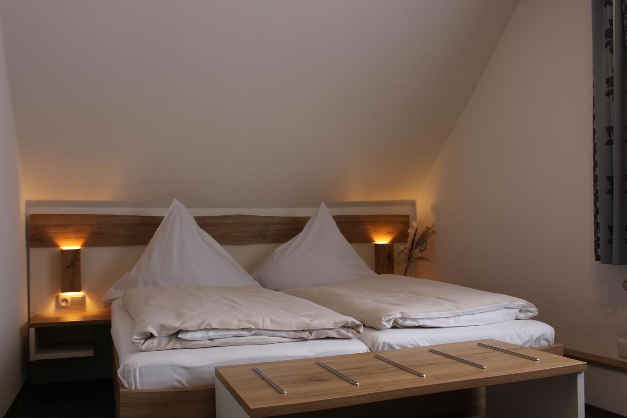 Hotel Berghof Wasserkuppe & Gaestehaus Fuldaquelle Gersfeld Extérieur photo